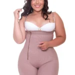 Short Girdle with Side Closure – Seamless Tummy Control